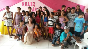 Usuários e equipe técnica do CRAS Prainha comemoraram a Páscoa