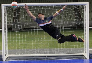 Requalificação da quadra de esportes do Jardim Bahia será inaugurada nesta terça feira 28 de junho