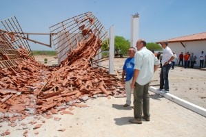 Paulo afonso é entregue em estado de total abandono e descaso