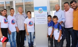 Entrega da requalificação e ampliação da Escola Georgina Alves reúne comunidade escolar