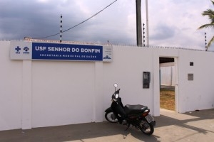 Prefeitura de Paulo Afonso Unidade de Saúde Senhor do Bonfim funciona em novo endereço e usuários ganham mais espaço