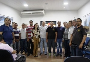Prefeitura de Paulo Afonso Encontro de boas vindas reúne prefeito e motoristas aprovados no PSS