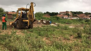 Ações de limpeza continuam em diversos bairros da cidade