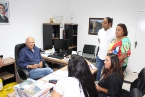 Coordenação da Casa de Apoio de Salvador se reúne com prefeito Luiz de Deus