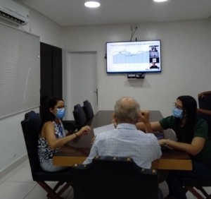 Prefeitura de Paulo Afonso Prefeito Luiz de Deus participa de videoconferência com a Sesab sobre número da covid 19 no município e região