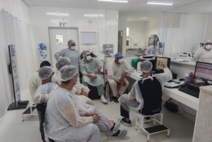 Treinamento em biossegurança da equipe da UTI do HMPA amplia cuidados com pacientes e profissionais