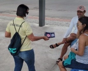 Atividades de alerta contra o mosquito da dengue continuam durante o fim de semana