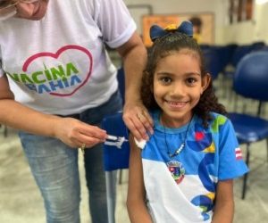 Sesau continua com a Busca Ativa nas escolas e atualiza cartão de vacina das crianças