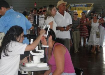 Revisão cirurgia catarata