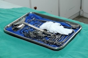 Secretaria de Saúde adquire novos instrumentos para a realização de cirurgia