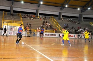 Torcida prestigia o futsal pauloafonsino
