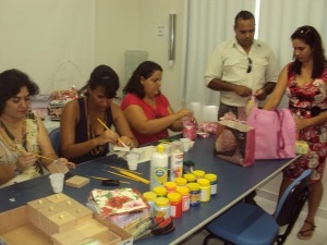 Centro de Referência da Mulher comemora o Dia das Mães