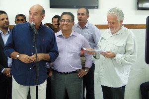 Prefeito participa de inauguração do SAC em Paulo Afonso