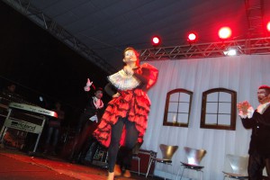 Teatro e música gospel emocionam o público do Natal Social no Parque das Mangueiras