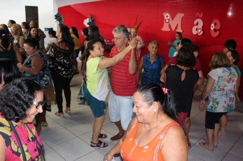 Chá Dançante da Melhor Idade  Maio 2018