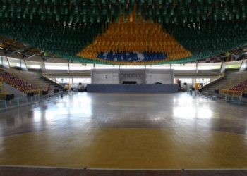 Montagem Arena da Copa