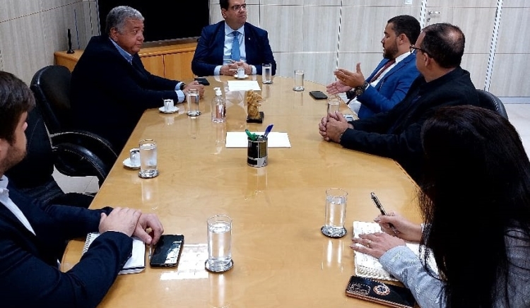 Na Codevasf, gestor solicita solução para as baronesas e funcionamento da adutora que beneficia cerca de 3 mil pessoas na área rural