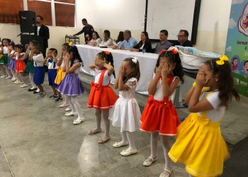 Apresentações, palestras e homenagens deram continuidade a Semana do Bebê