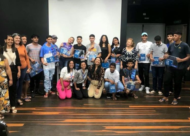 CURSO EJA 02 Prefeitura de Paulo Afonso Aulas dos cursos profissionalizantes para alunos do EJA são iniciadas