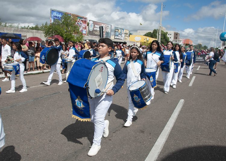 Desfile de 65 anos Emancipação Política