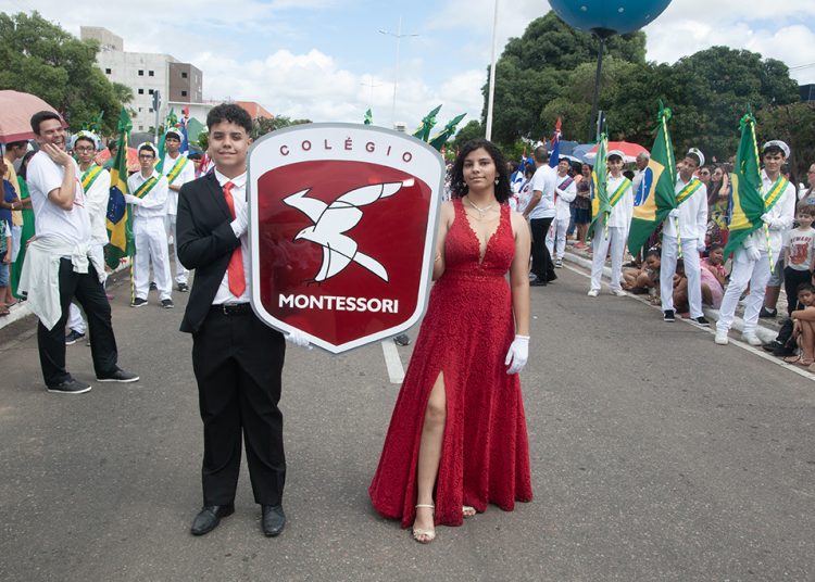 Desfile de 65 anos Emancipação Política
