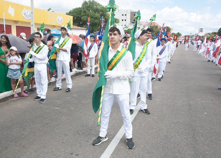 Desfile de 65 anos Emancipação Política