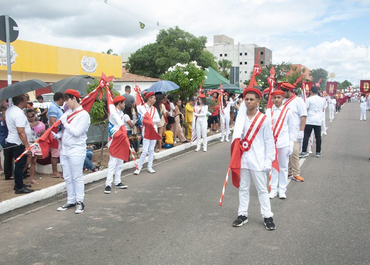 Desfile de 65 anos Emancipação Política