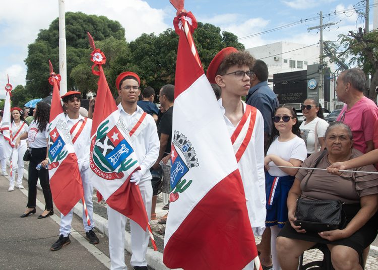 Desfile de 65 anos Emancipação Política