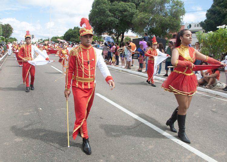 Desfile de 65 anos Emancipação Política