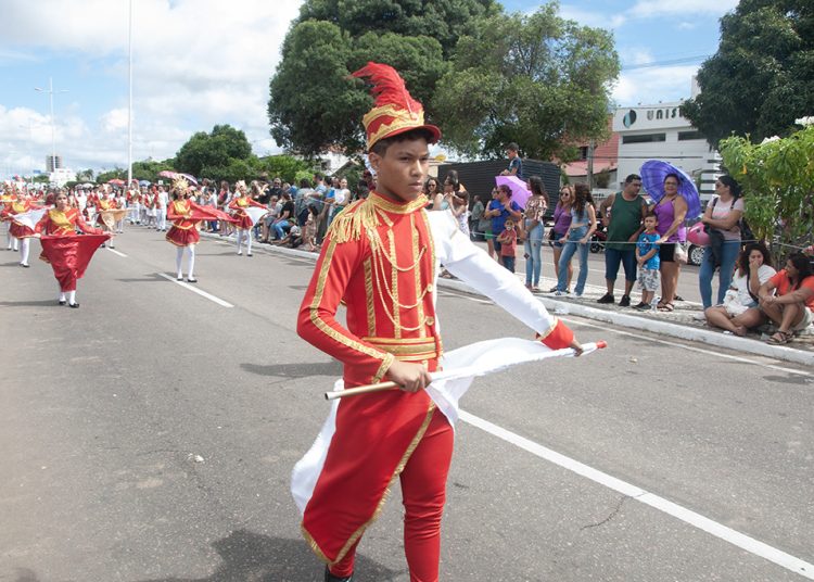 Desfile de 65 anos Emancipação Política