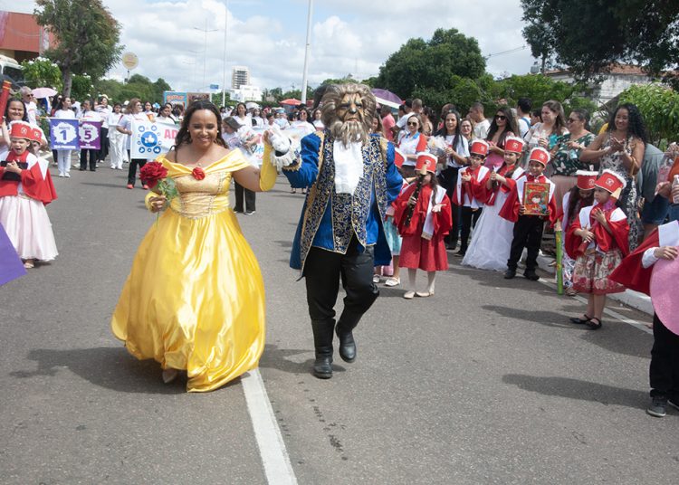 Desfile de 65 anos Emancipação Política