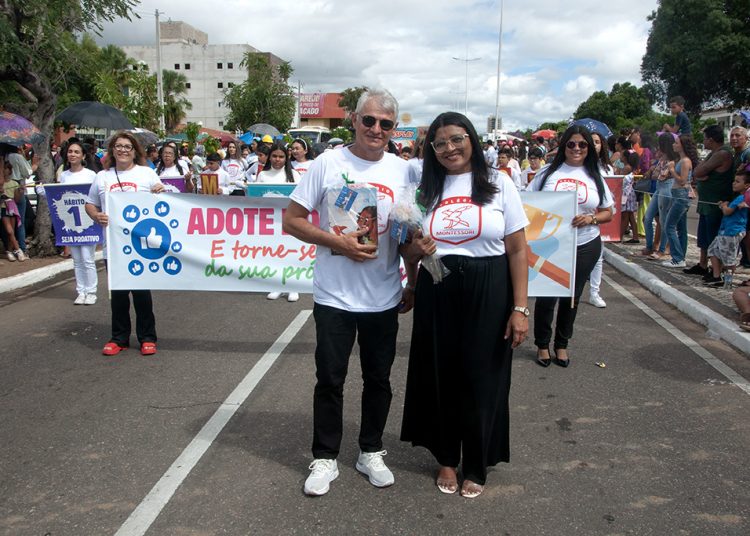 Desfile de 65 anos Emancipação Política