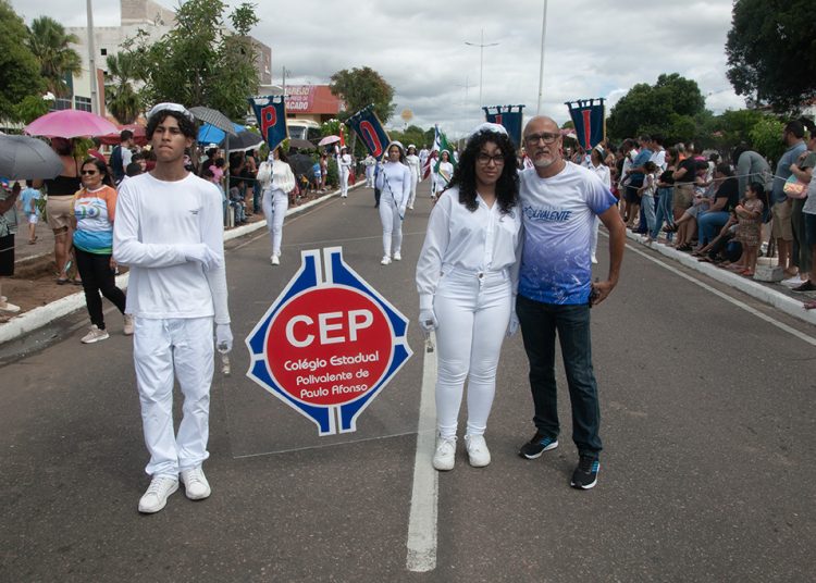Desfile de 65 anos Emancipação Política