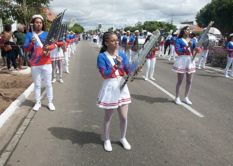 Desfile de 65 anos Emancipação Política