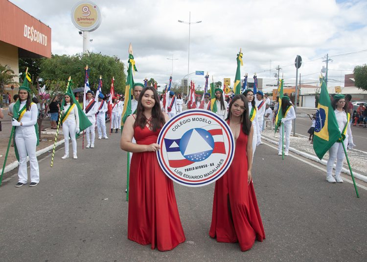 Desfile de 65 anos Emancipação Política