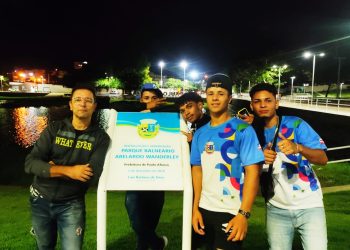 Alunos do EJA realizaram passeio no Parque Balneário em comemoração ao Dia do Estudante