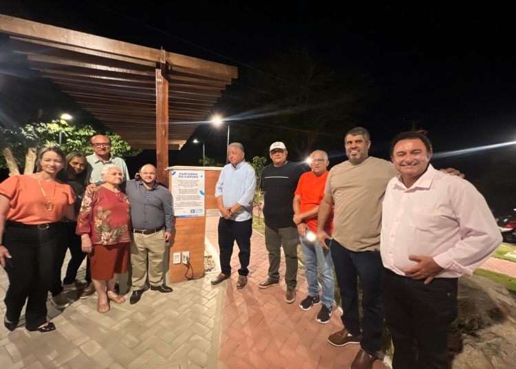 Entrega da Orla do Capuxu