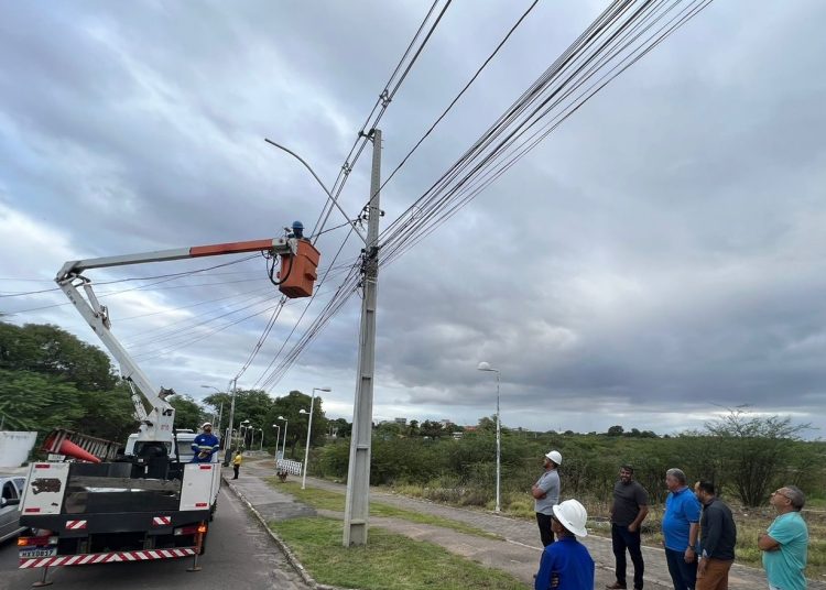 Programa Ilumina Paulo Afonso contempla Avenida da Amizade com lâmpadas de LED