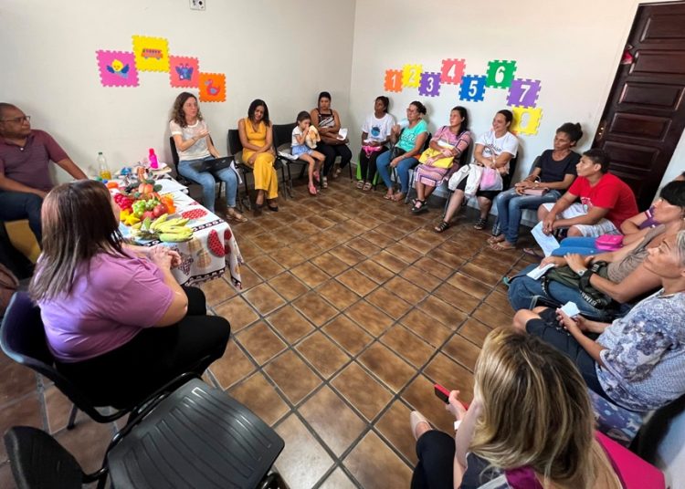 Núcleo Desenvolver promove oficina das emoções e roda de conversa sobre emoções com pais das crianças assistidas