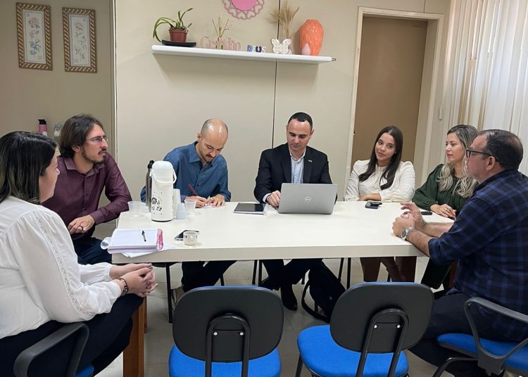 Após visita de Marcondes à Brasília, equipe da Ebserh visita HNAS e dá mais um passo para a transferência da unidade hospitalar para a Univasf