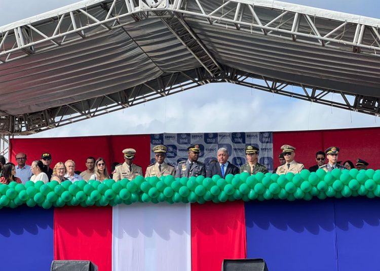 Desfile de 65 anos Emancipação Política