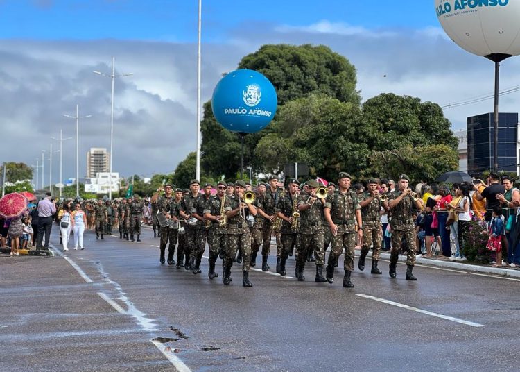 Desfile de 65 anos Emancipação Política