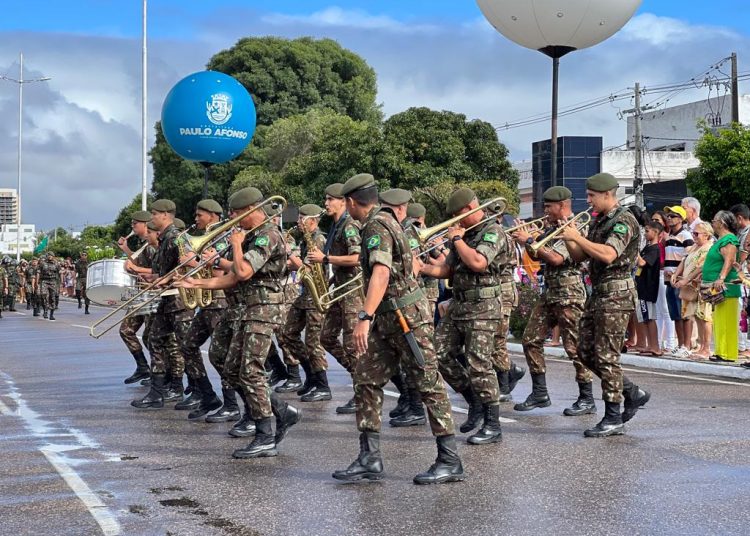 Desfile de 65 anos Emancipação Política