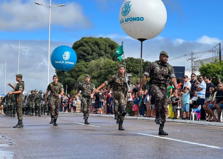 Desfile de 65 anos Emancipação Política