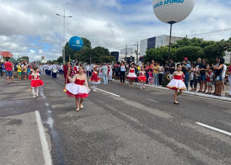 Desfile de 65 anos Emancipação Política