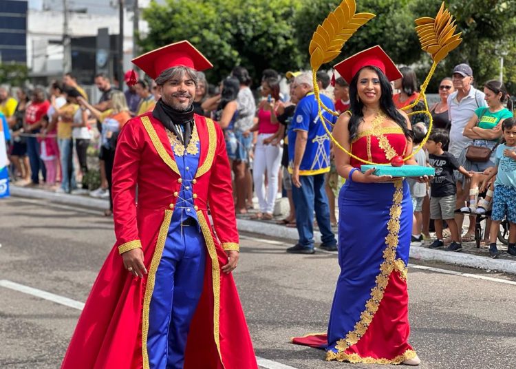 Desfile de 65 anos Emancipação Política