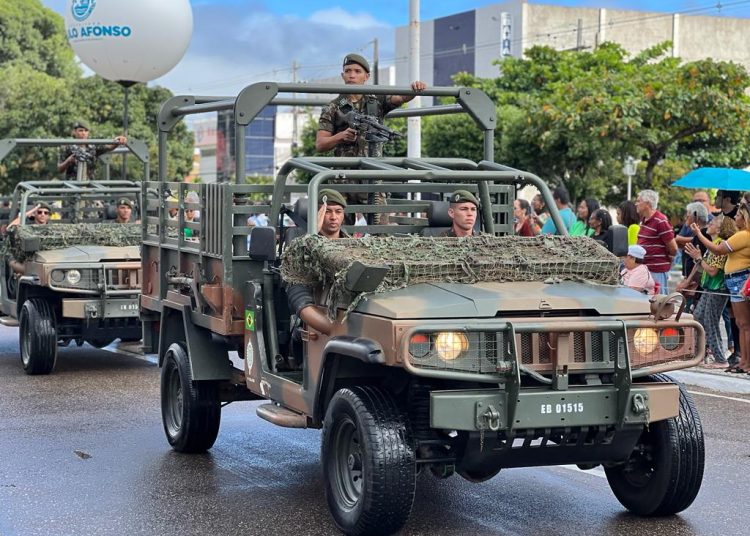 Desfile de 65 anos Emancipação Política
