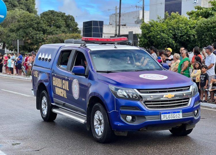 Desfile de 65 anos Emancipação Política
