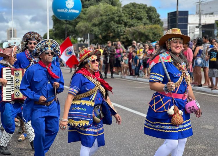 Desfile de 65 anos Emancipação Política