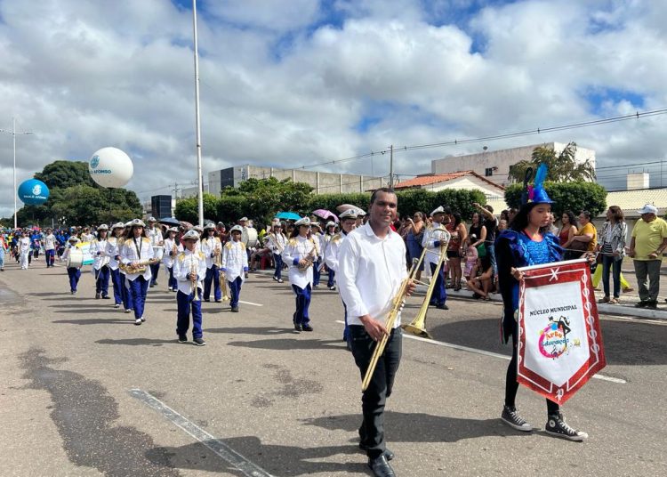 Desfile de 65 anos Emancipação Política